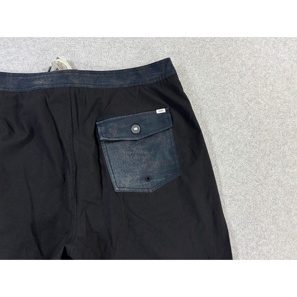 Vuori KORE Unlined Training Workout Outdoor Shorts (Men's 34) Black - 7" - Picture 10 of 11